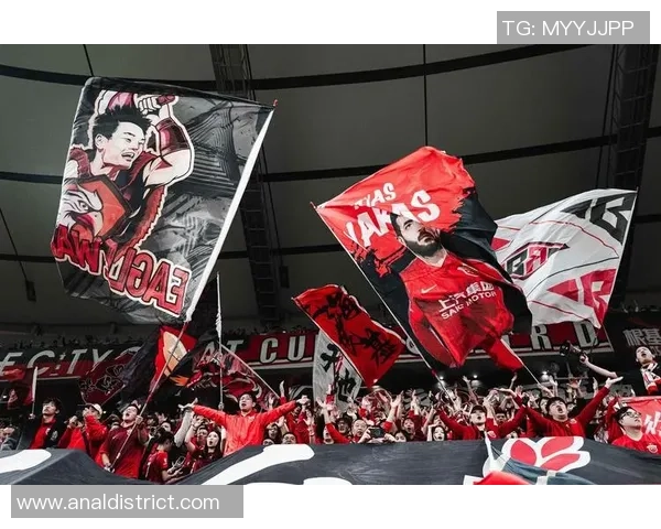 足球明星背后的温暖故事与家庭责任感的完美结合