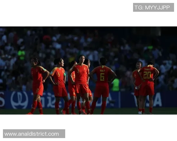 黑子的足球明星之路揭秘：从默默无闻到闪耀绿茵场的传奇旅程