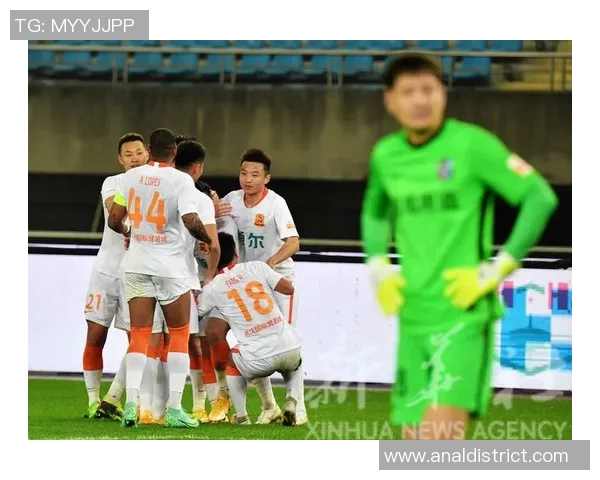 足球纪实：记录武汉足球队的转型之路